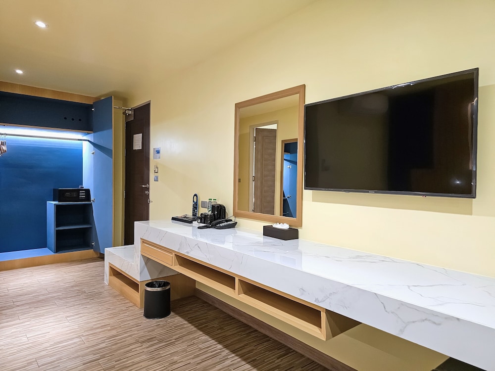 Dome Kata Resort 14/76