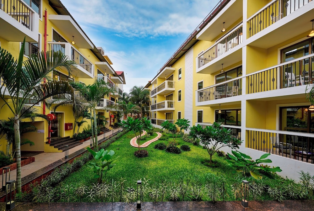 Sea Breeze Sarovar Portico Varca Goa 34/36