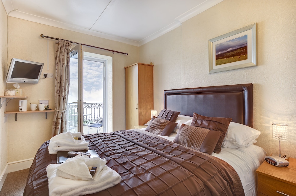 Compact, Double Bed, Sea View, Balcony