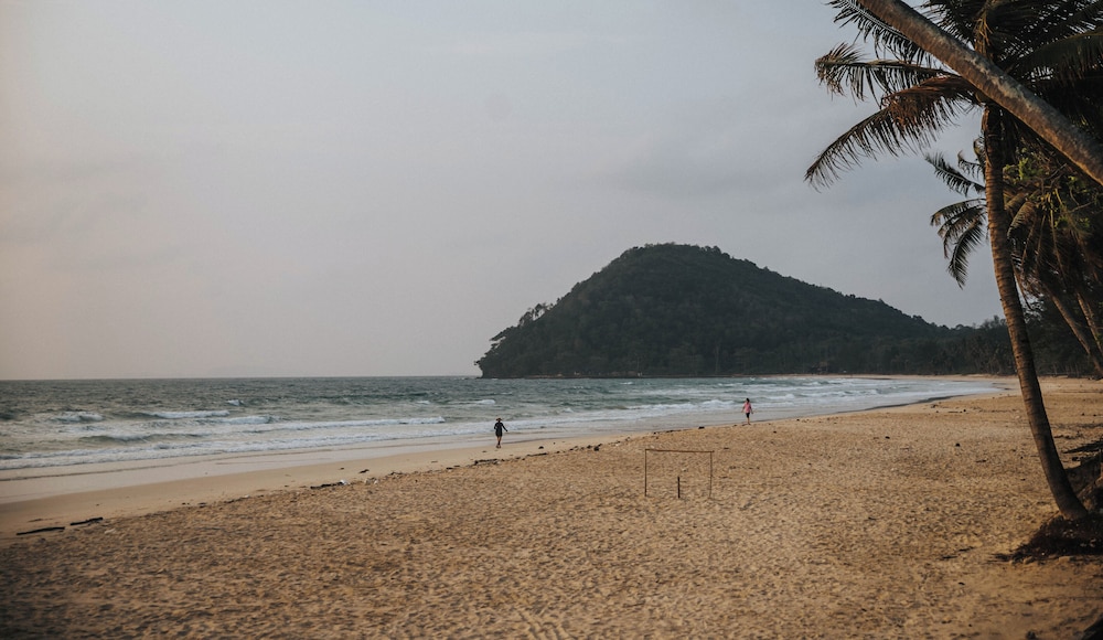Talay Sai Hotel At Thung Wua Laen 72/76