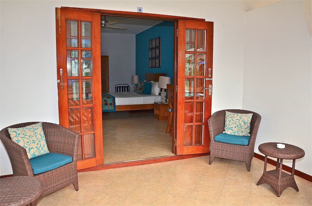 Villas De Mer Hotel 42/71