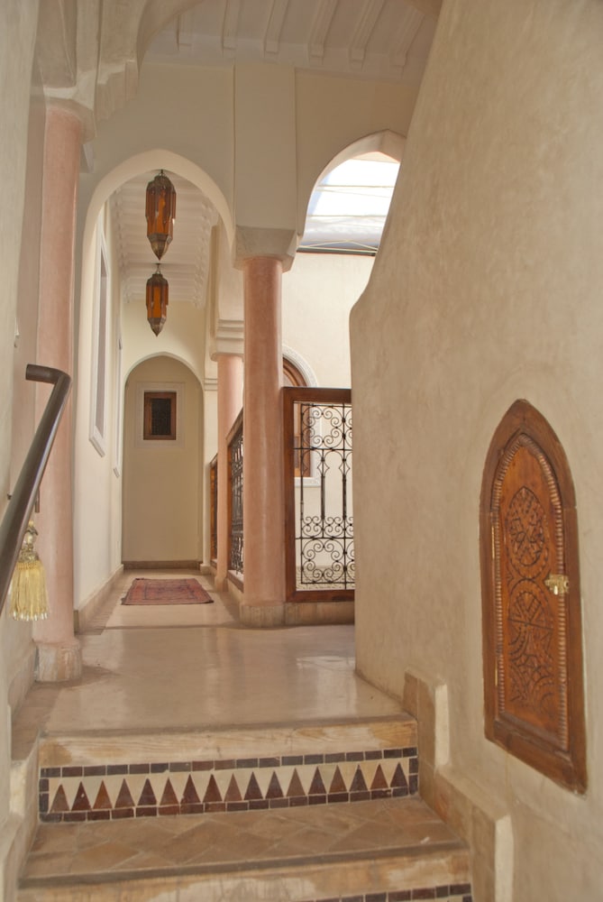 Riad Jonan 1/65