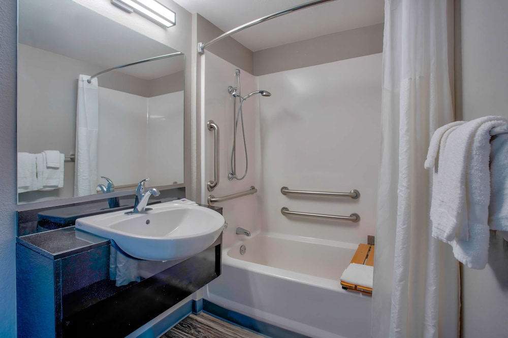 Motel6 Richland, WA - Kennewick 52/54