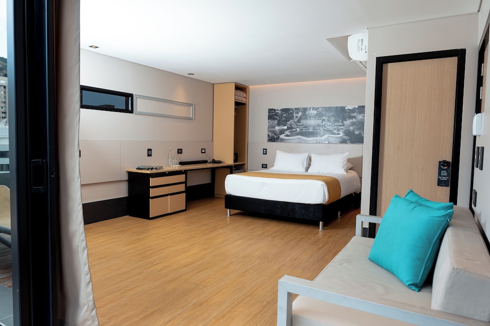 Hotel Ciudad Solar 14/50
