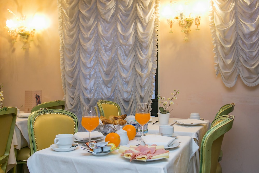 Hotel Pantalon 42/56