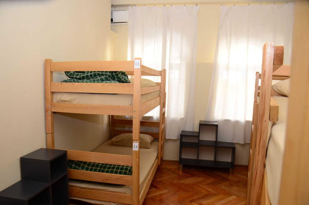 Guesthouse And Hostel Batumi Globus 36/46