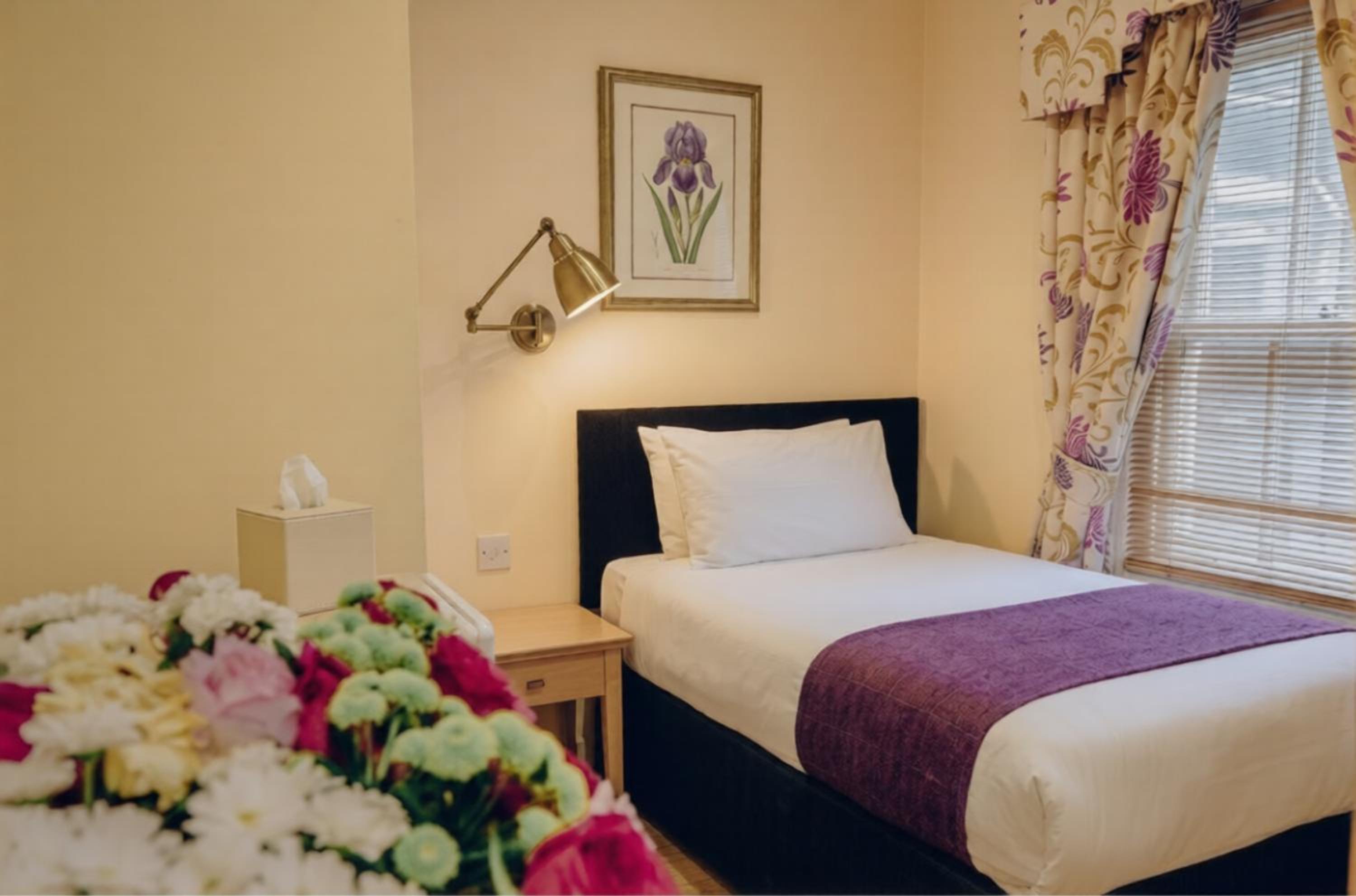 Room, Single
