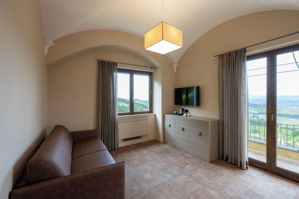 Altarocca Wine Resort 35/50
