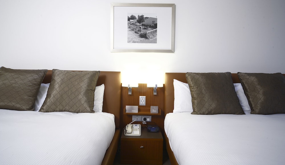 Novotel Canberra 31/72