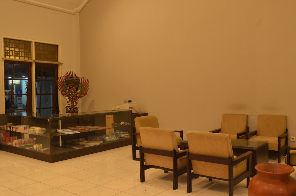 HOTEL GRIYA ASRI 14/28