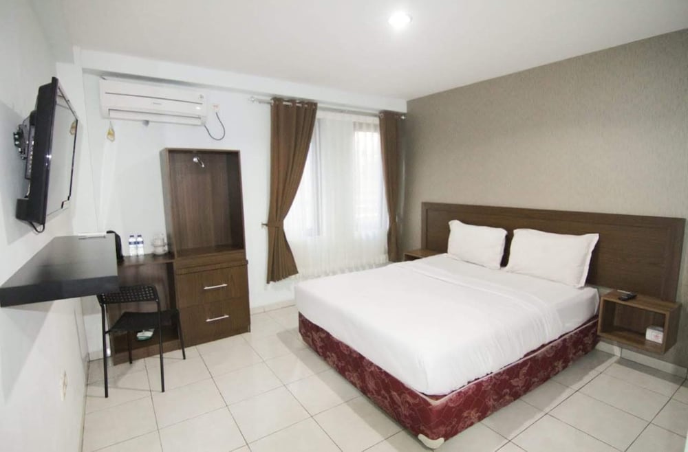 Grand Situ Buleud Hotel 9/18