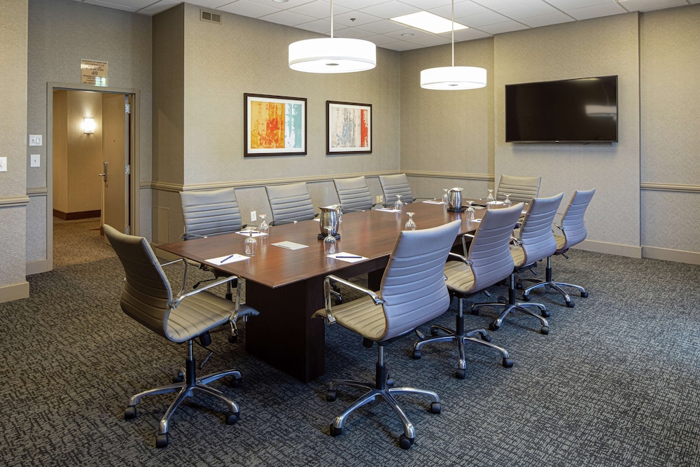 Doubletree By Hilton Pittsburgh Greentree 56/74