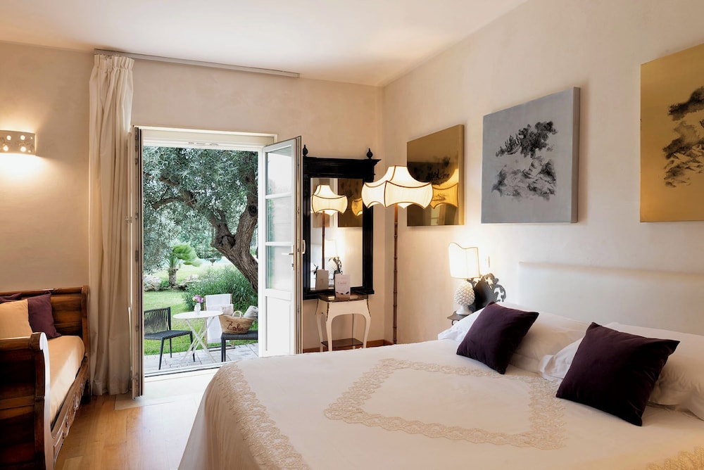 ZAHIR COUNTRY HOUSE 15/50