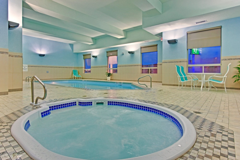 Holiday Inn Express Hotel Suites Edmonton South 29/50