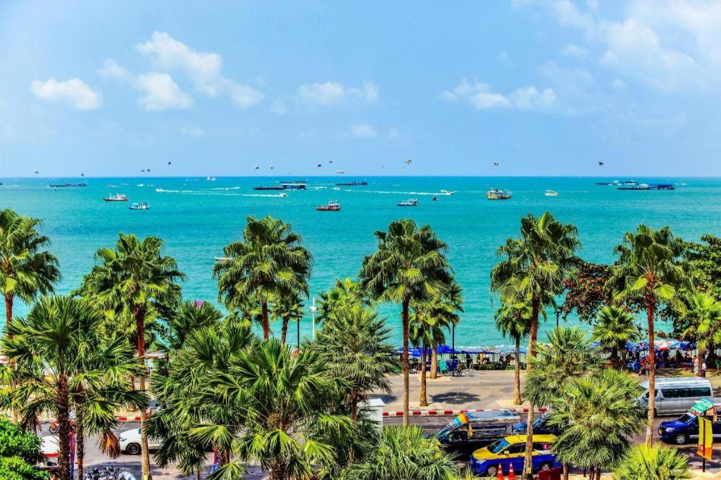 Siam Platinum Pattaya 33/44