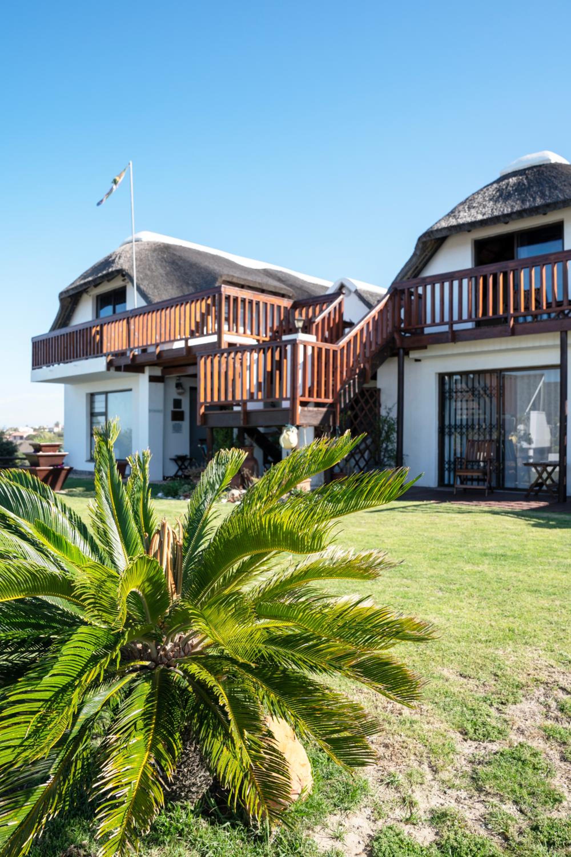 Cycads on Sea Guest House 8/9