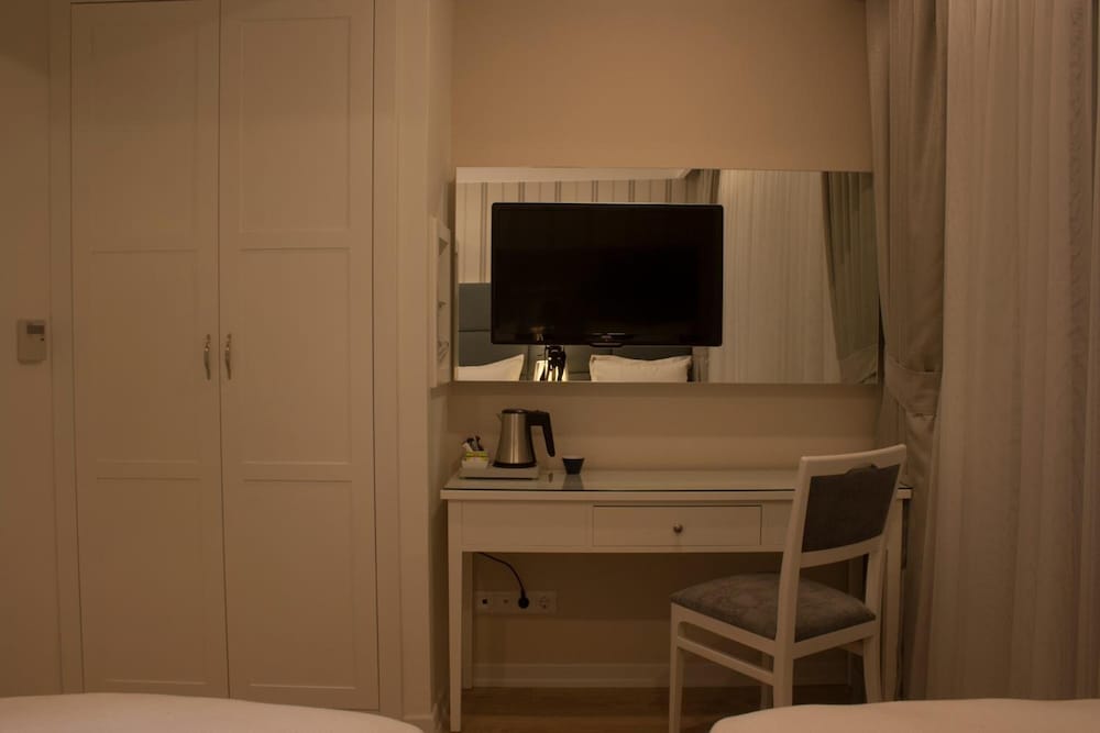 Ten Rooms Istanbul 35/47