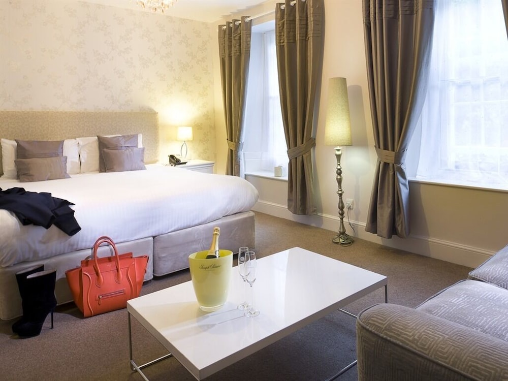 The White Hart Hotel 13/40