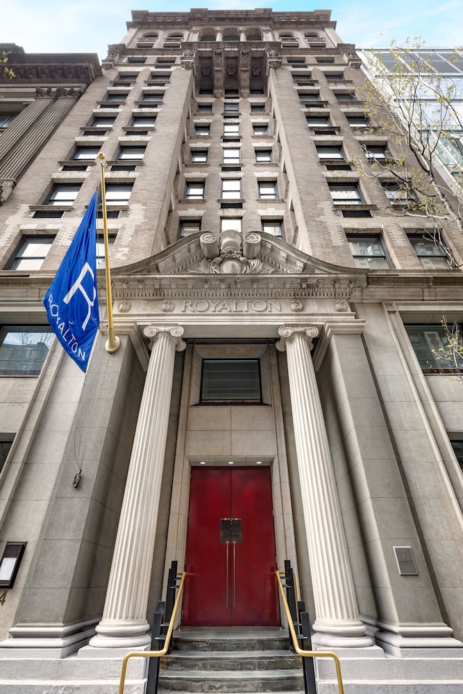 Royalton New York 4/48