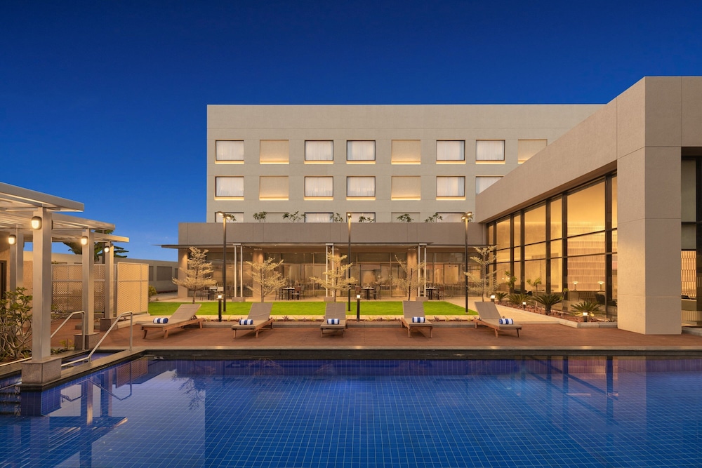 Courtyard Tiruchirappalli 1/50