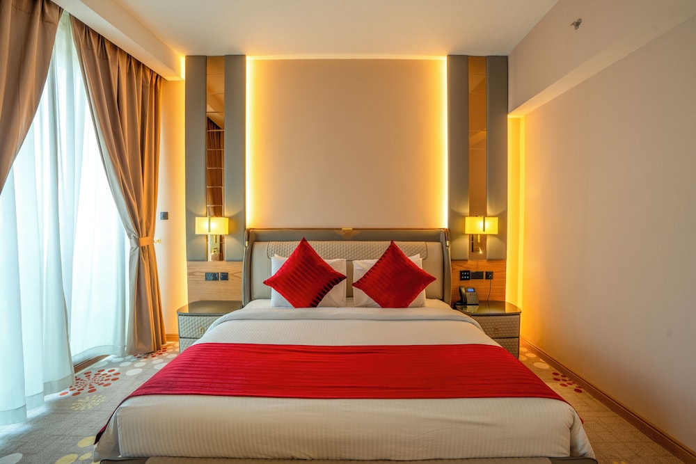 La Zona Continental Hotel 18/65