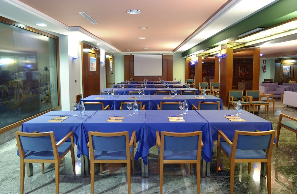 Gran Hotel Costa del Sol 48/65