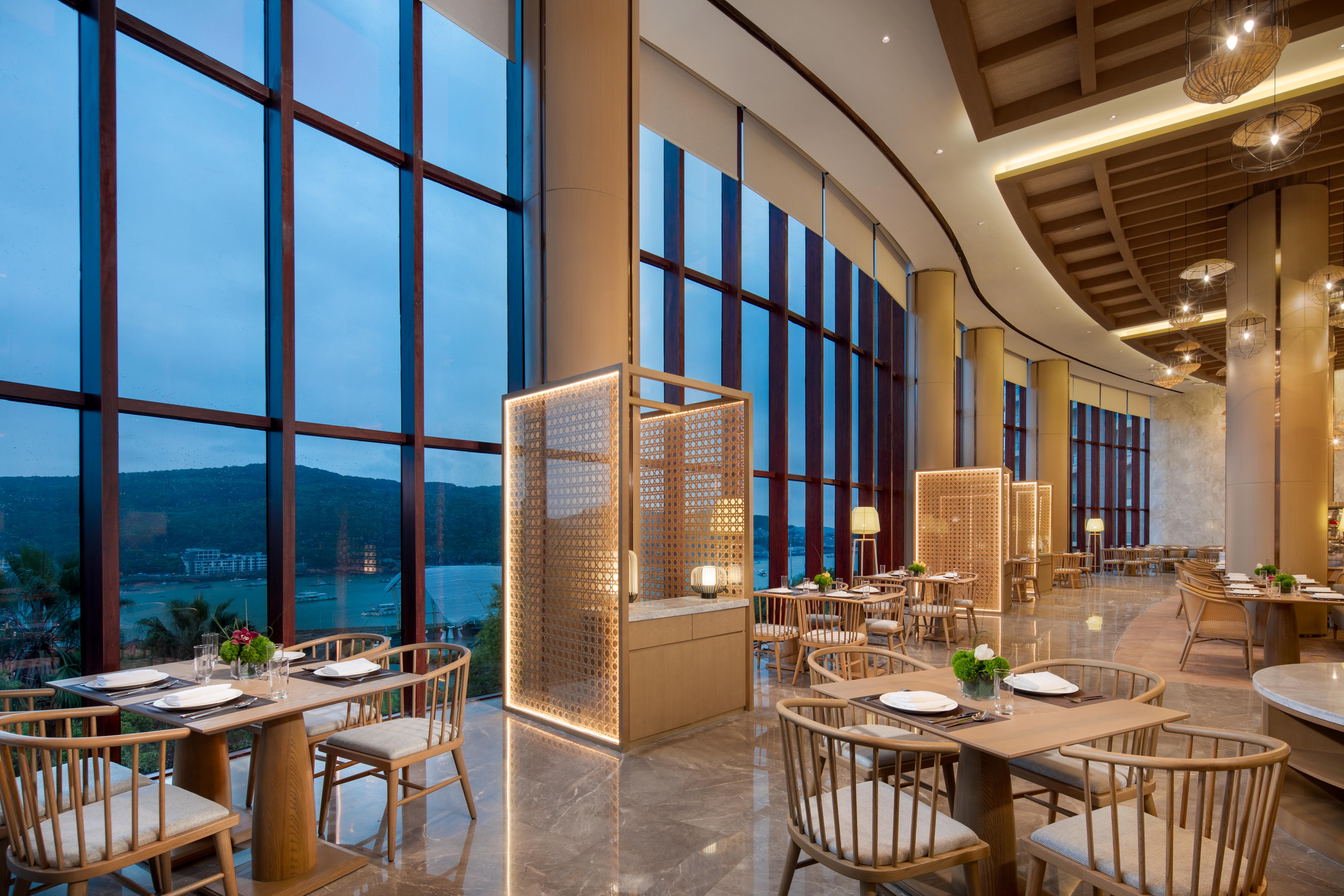 Crowne Plaza Zhoushan Seaview 33/51