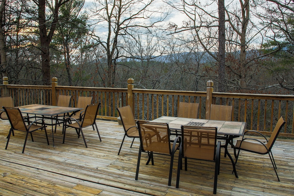 Forrest Hills Mountain Resort 52/72