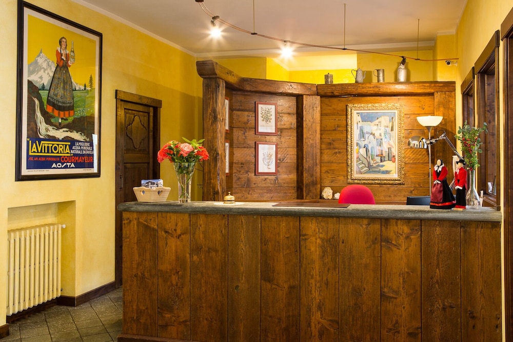 Hotel Crampon 4/69