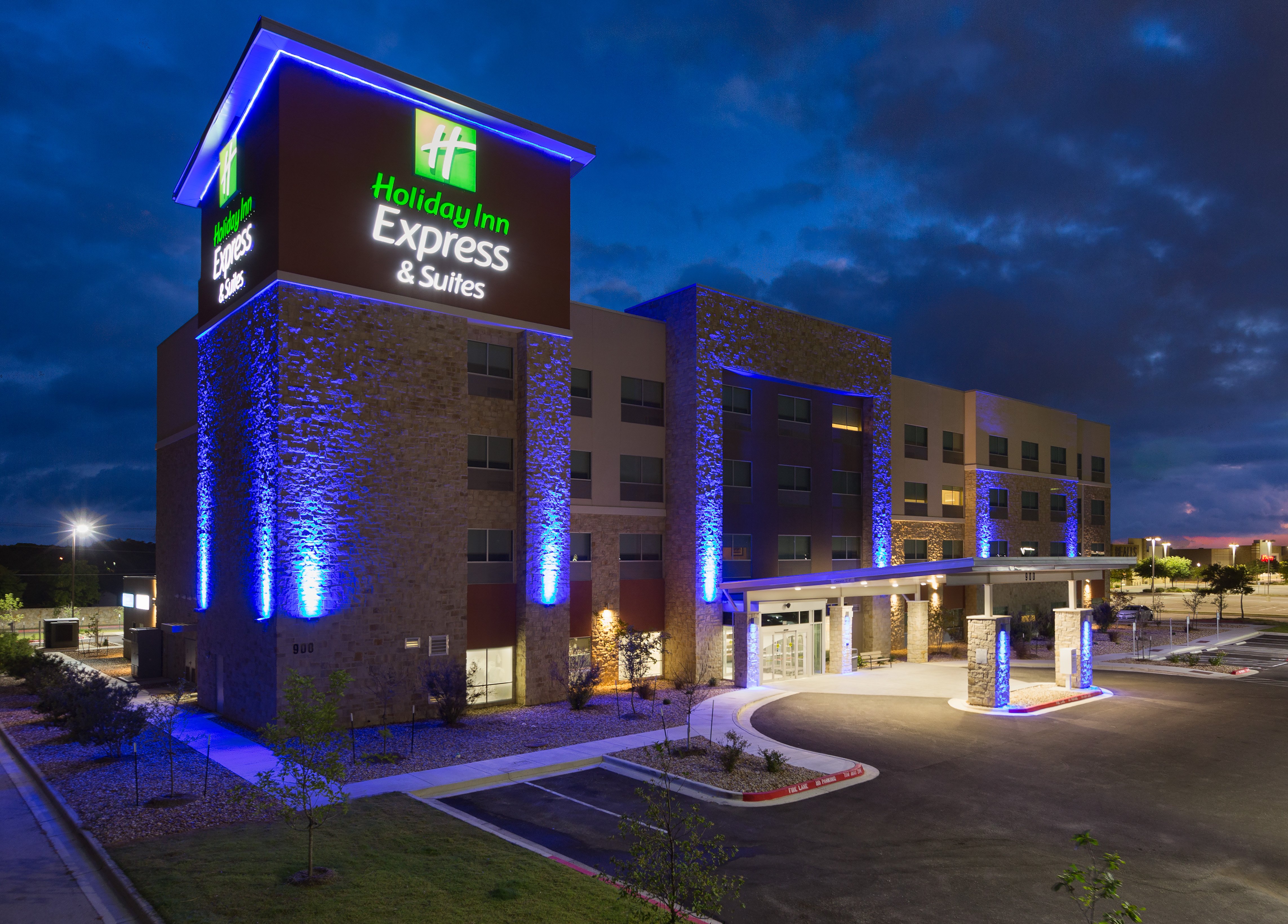 Holiday Inn Express And Suites San Marcos South 4/57