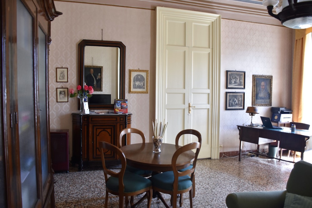 B&amp;B al Teatro Massimo 49/68