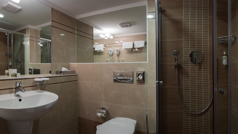 Apollo Hotel Bratislava 13/65