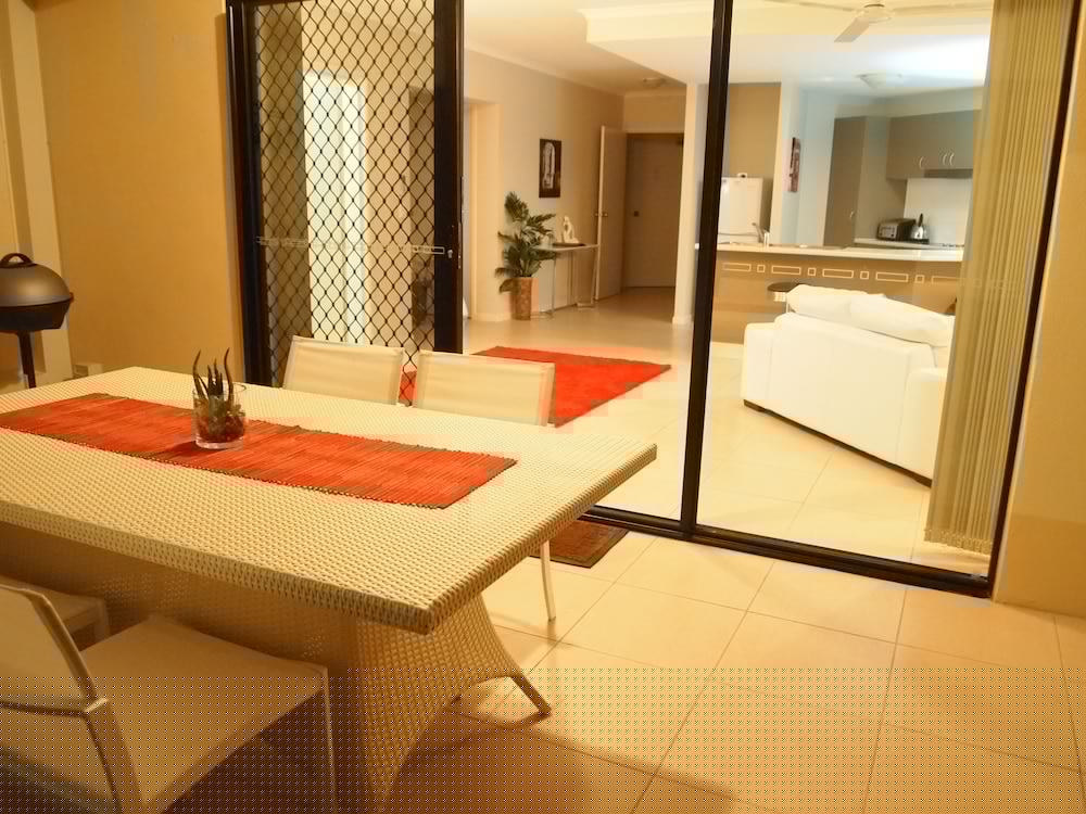 EDGE APARTMENTS CAIRNS 26/75