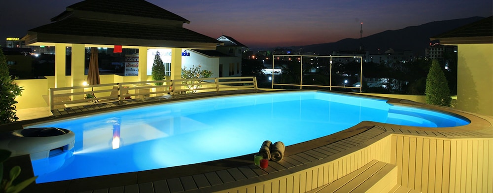 The XYM Hotel 12/26