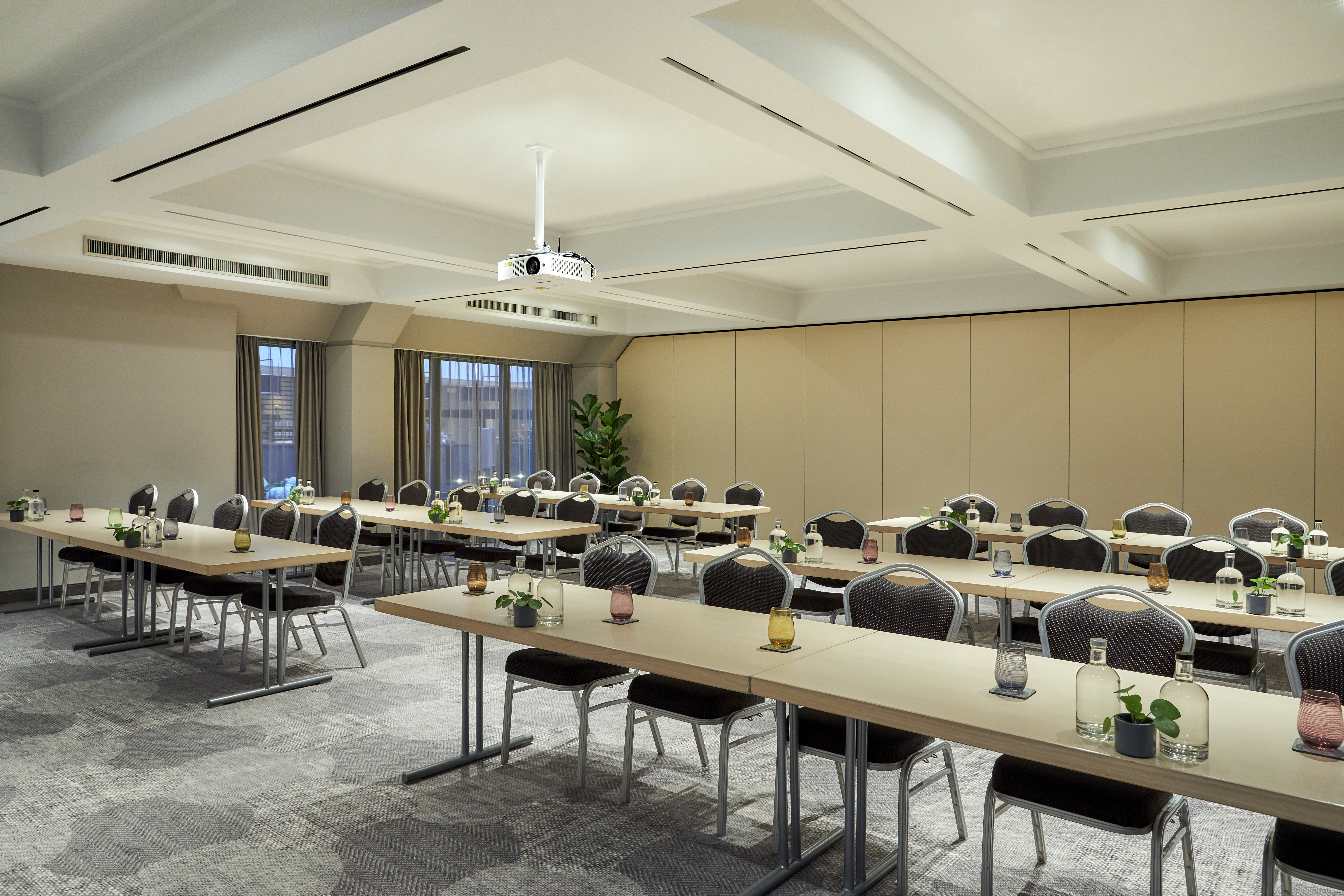 Crowne Plaza Hamburg - City Alster 66/82