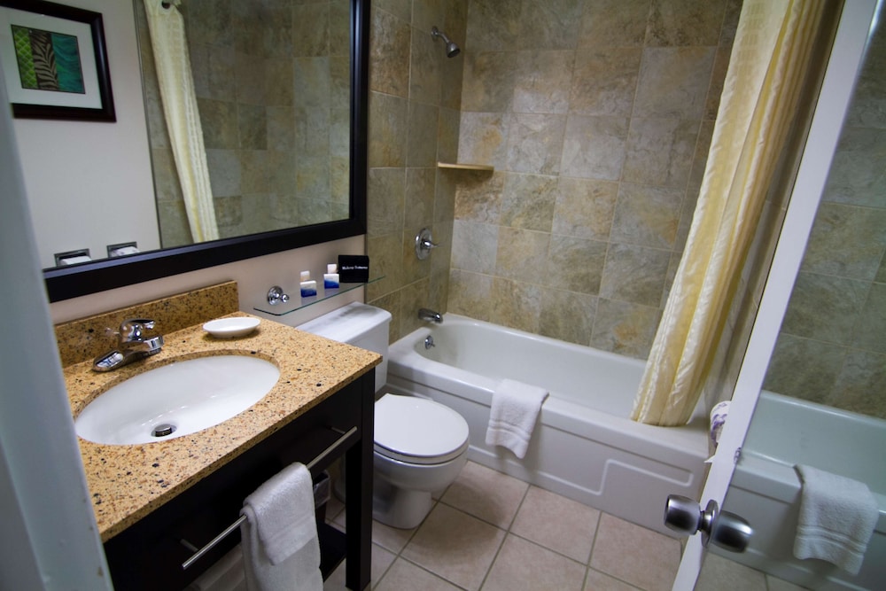 Best Western Plus Plattsburgh 7/47