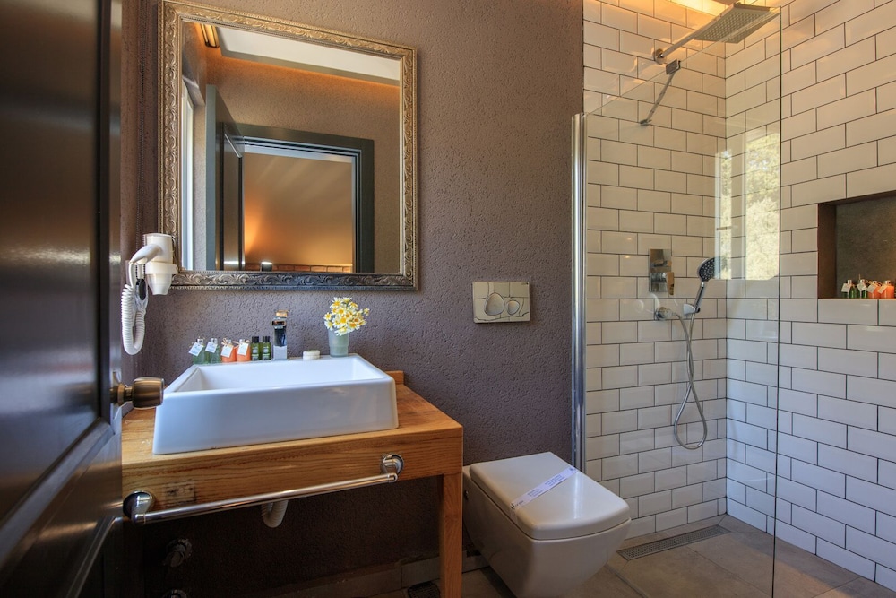Morina Deluxe Hotel 11/50