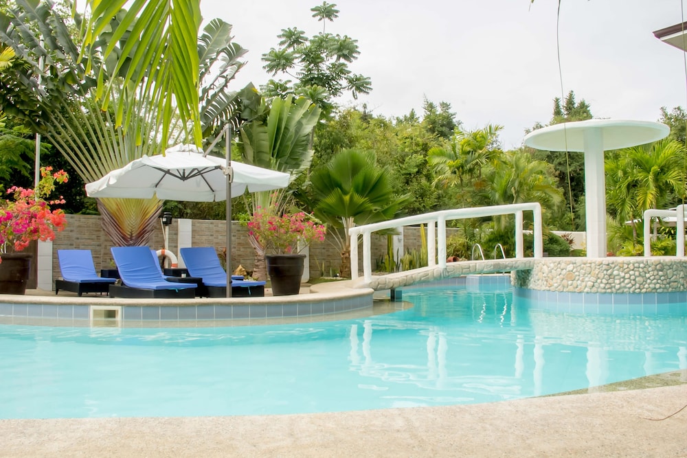 Alona Northland Resort 47/50