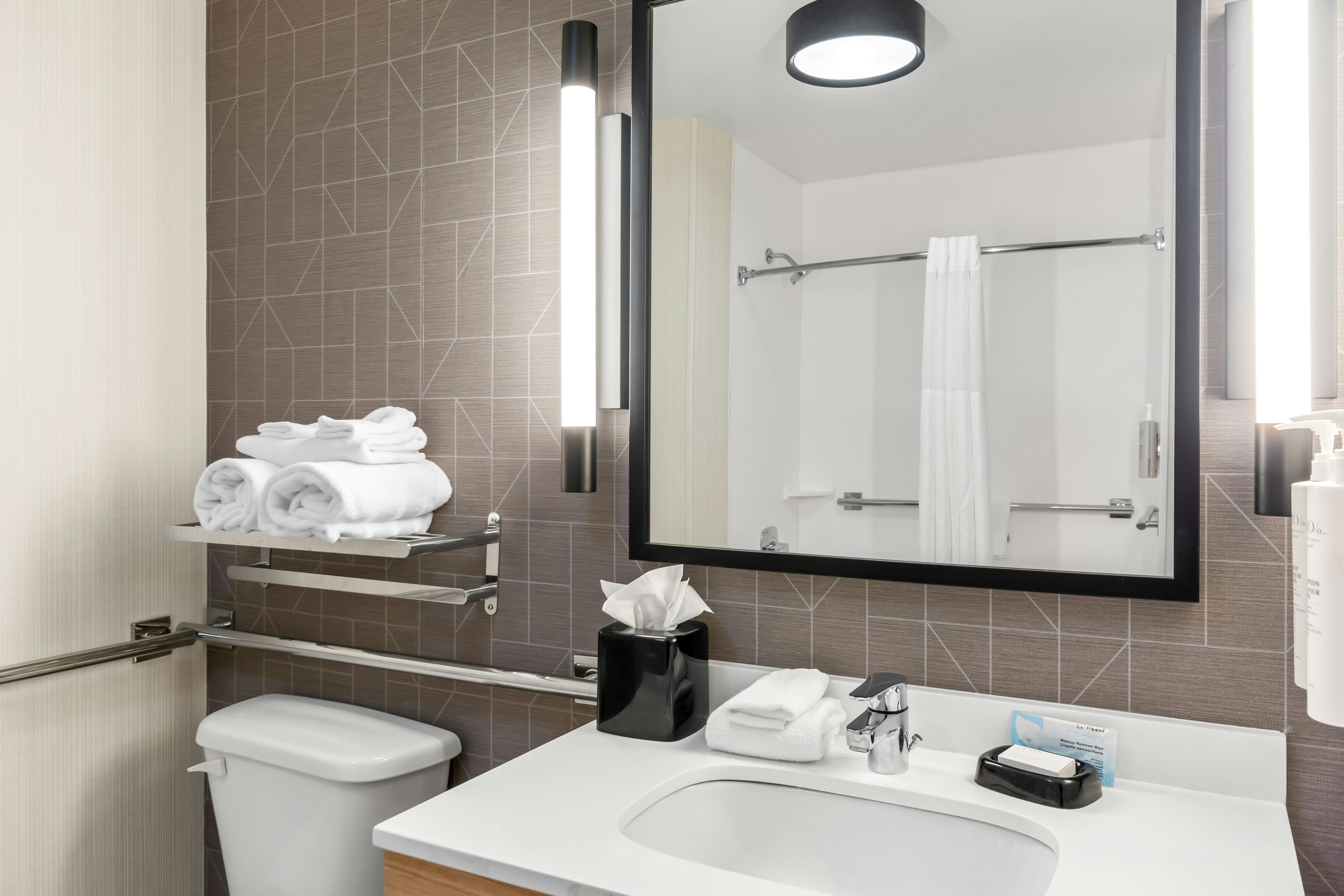 Spark by Hilton Bardstown 49/49