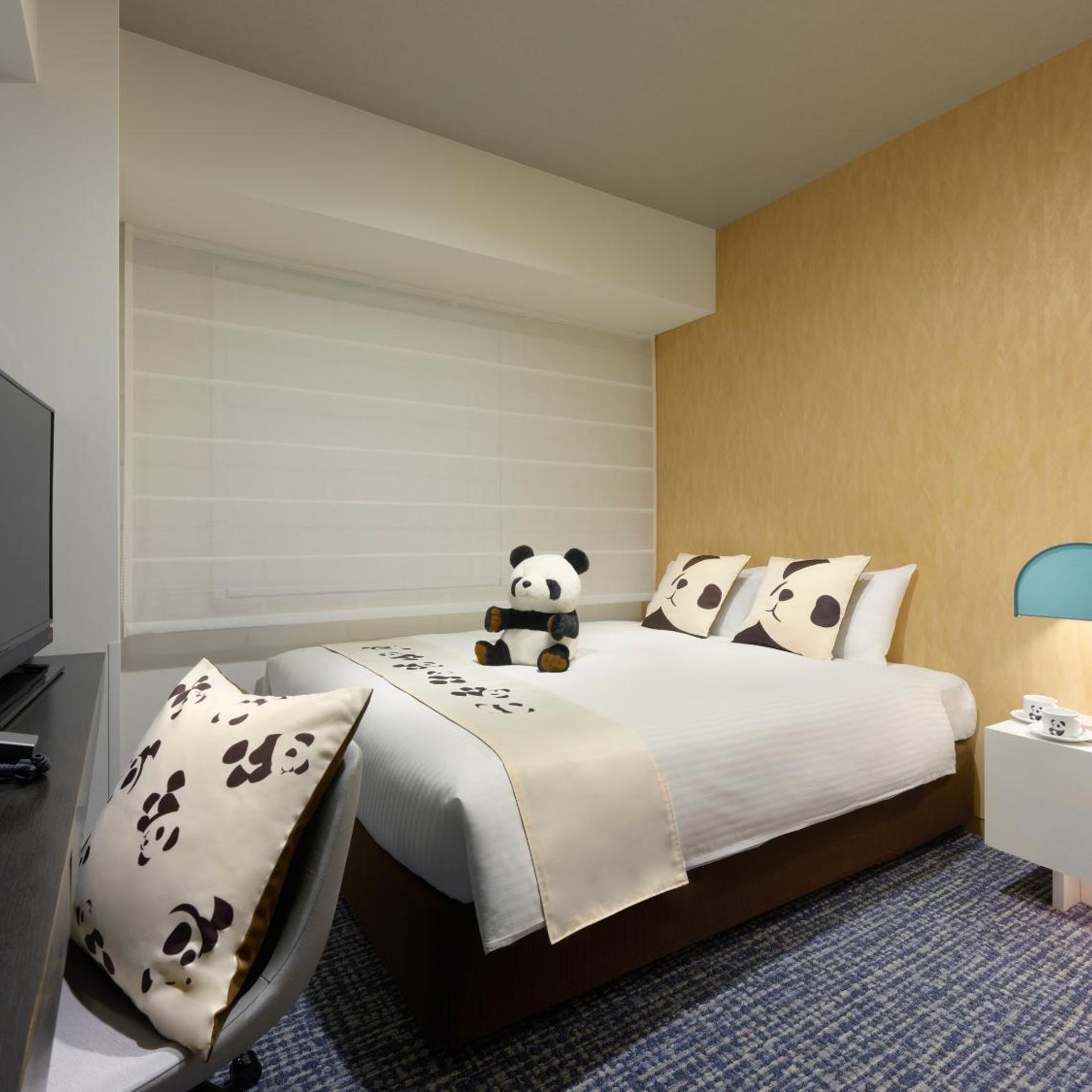 PANDA, STANDARD, QUEEN BED