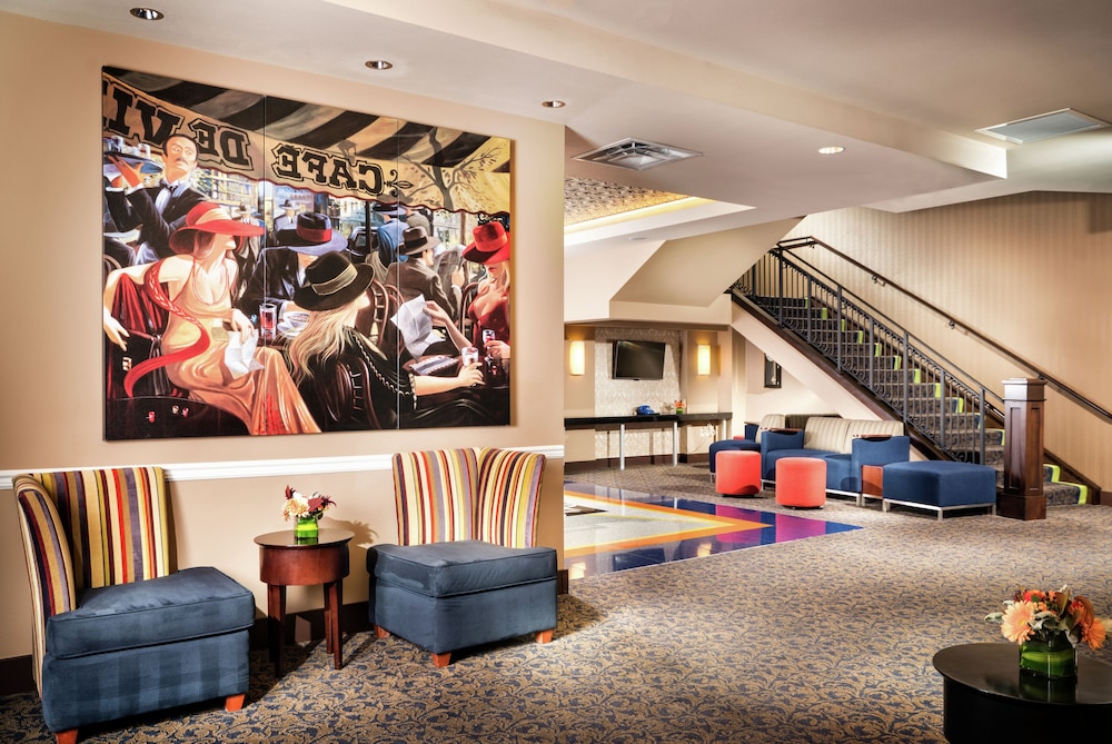 Staypineapple At The Maxwell Hotel 30/50