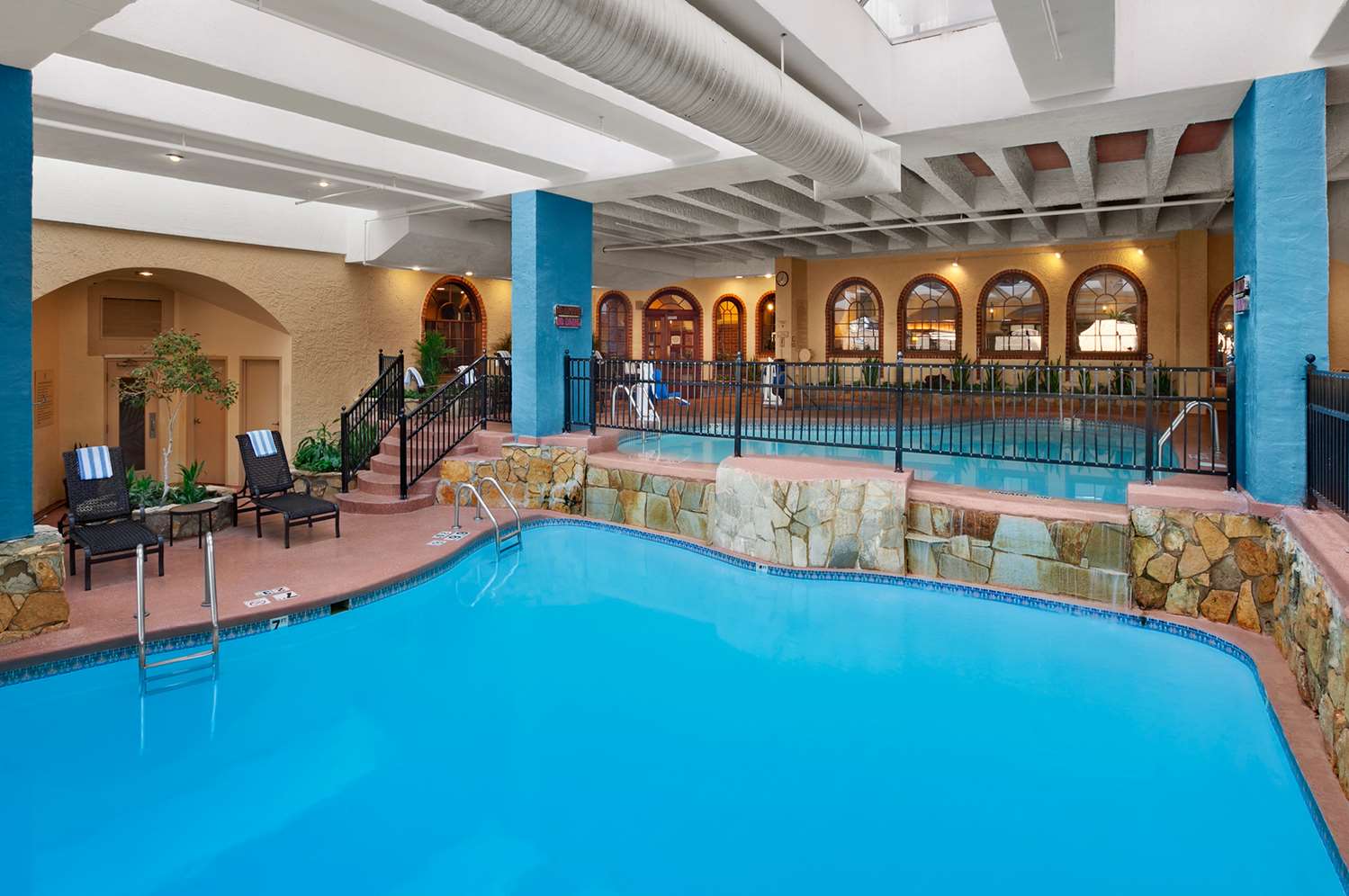 swimming pool spa