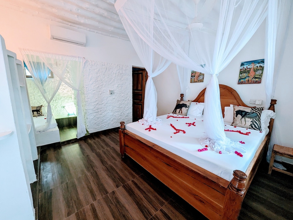 Bahati Villa 11/50
