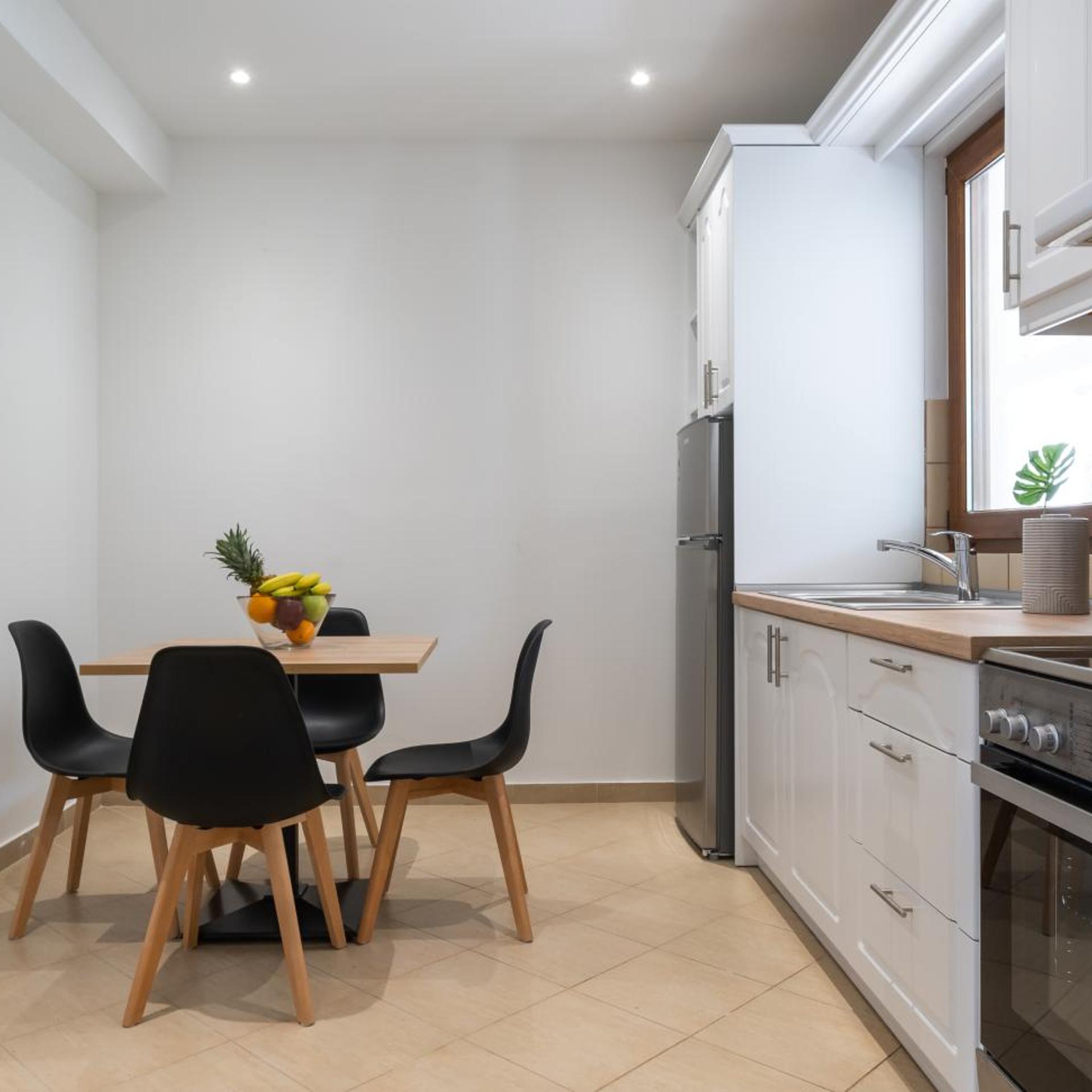 Karavos Apartments 34/57