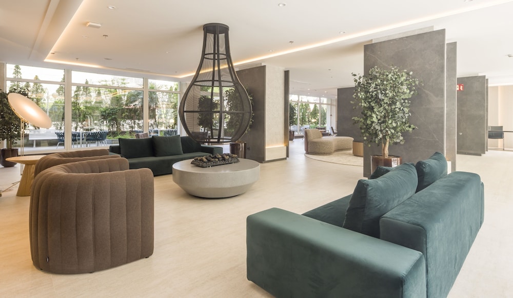 Hotel Ilunion San Sebastian 44/74