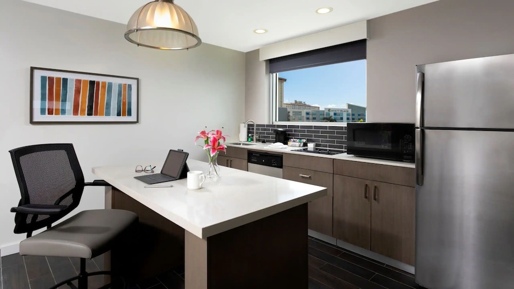 Hyatt House San Juan 65/74