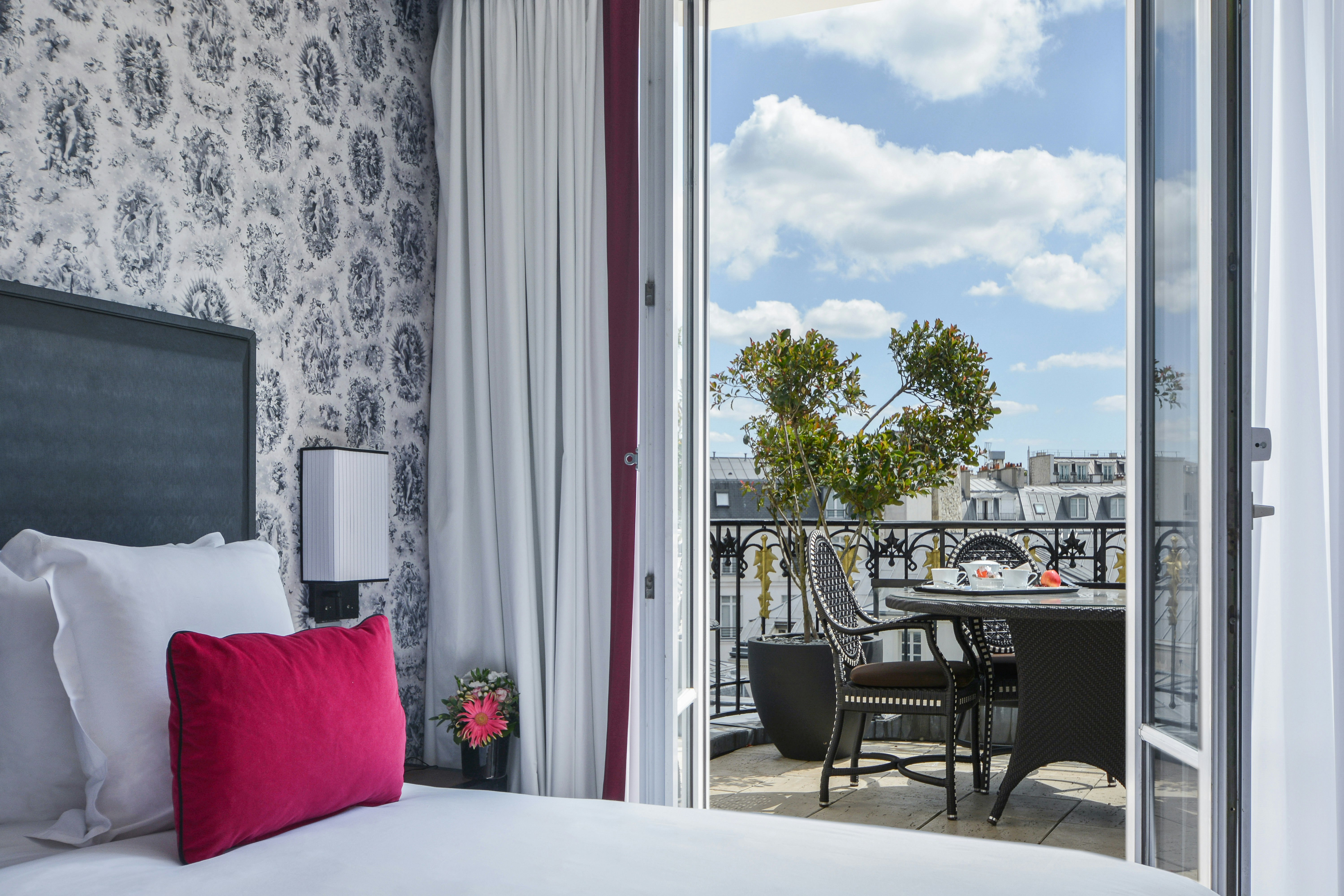 Maison Astor Paris Curio Collection By Hilton 14/43