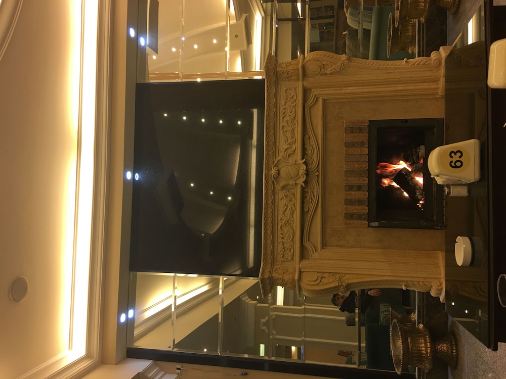 PLATINUM HOTEL