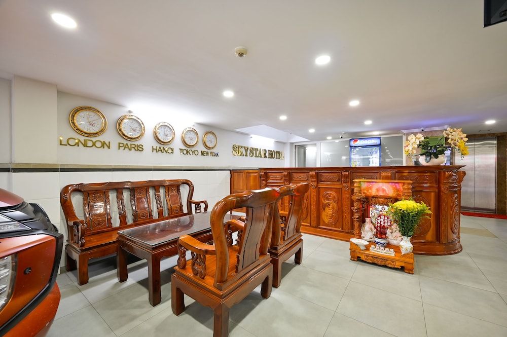Sky Star Hotel 7/50