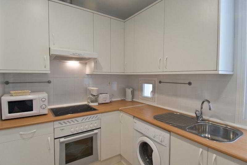Apartamentos Fuencarral 50 95/100
